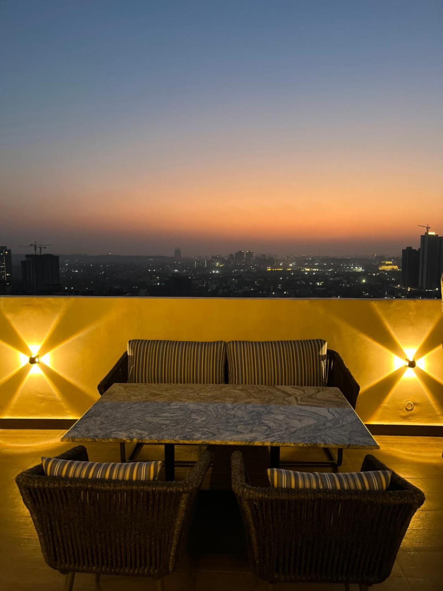 Rhythm Gurugram Hotel & Suites, Sohna Road Gurgáon Exteriér fotografie
