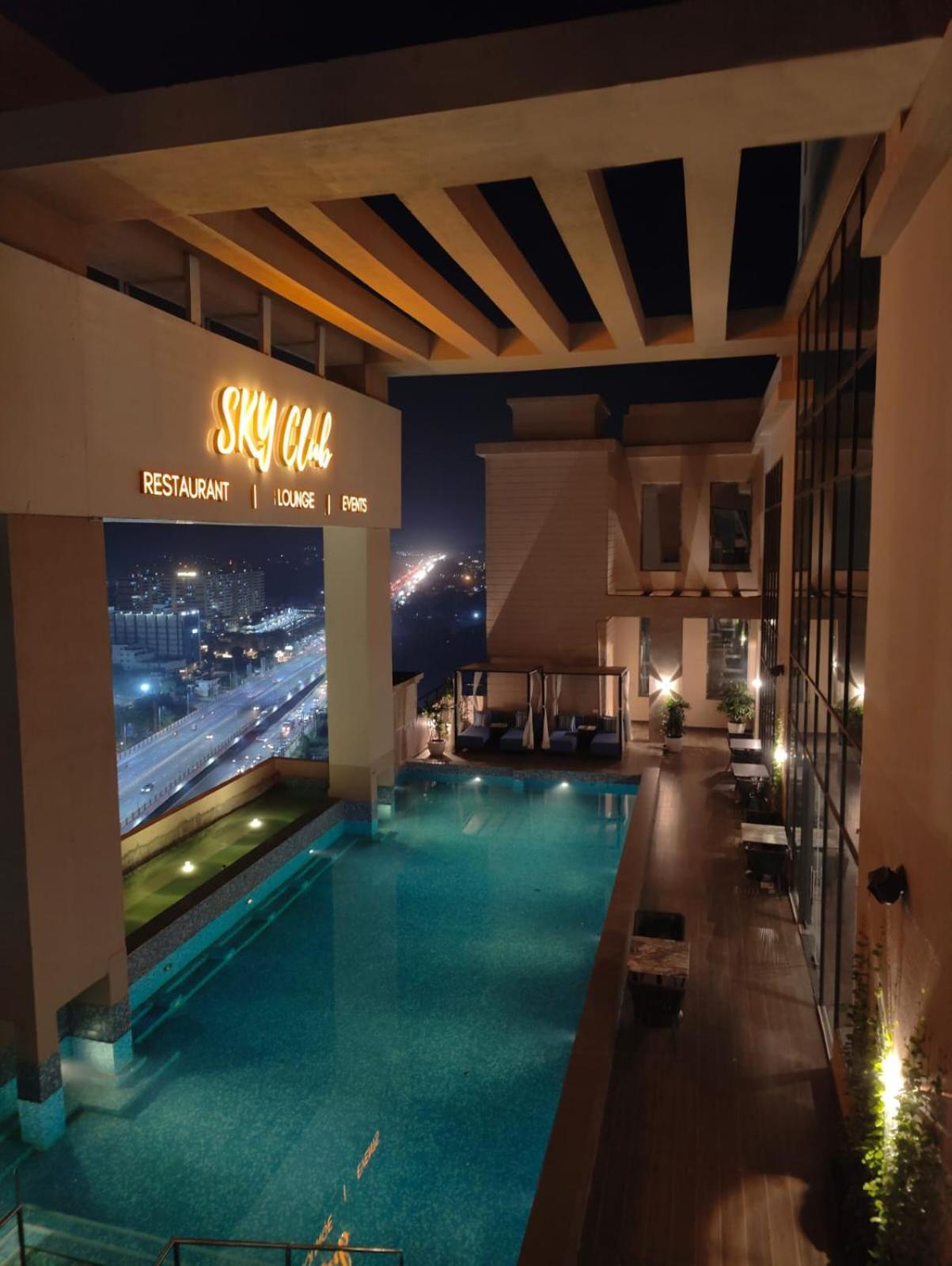 Rhythm Gurugram Hotel & Suites, Sohna Road Gurgáon Exteriér fotografie