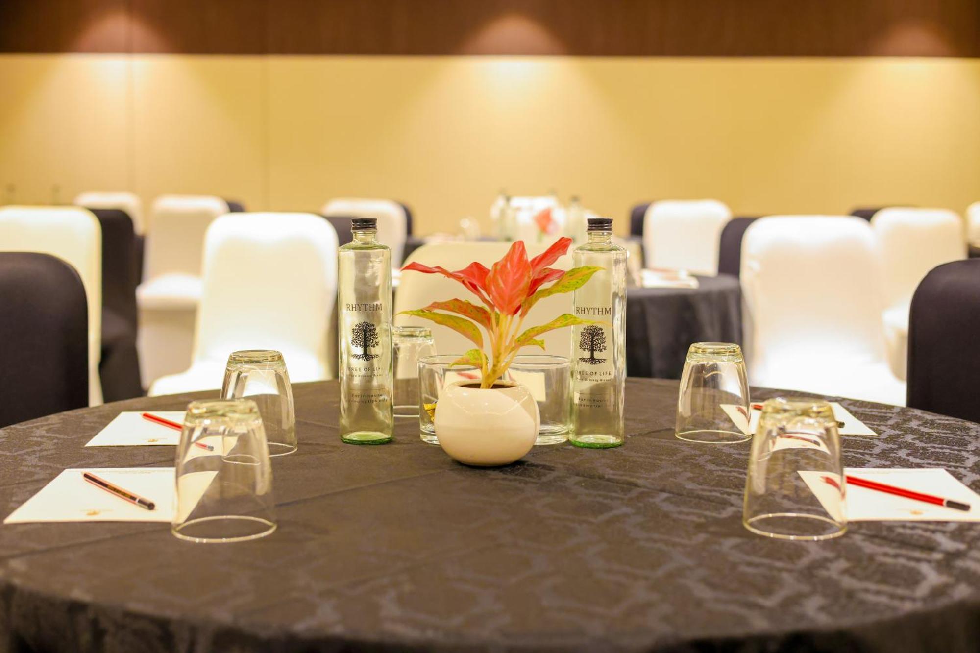 Rhythm Gurugram Hotel & Suites, Sohna Road Gurgáon Exteriér fotografie