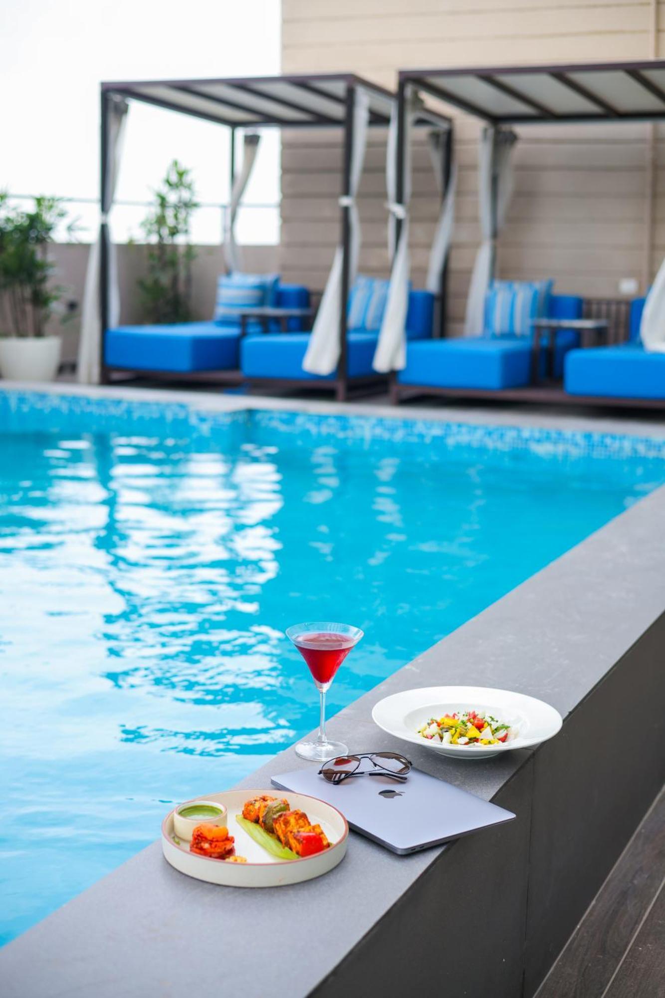 Rhythm Gurugram Hotel & Suites, Sohna Road Gurgáon Exteriér fotografie