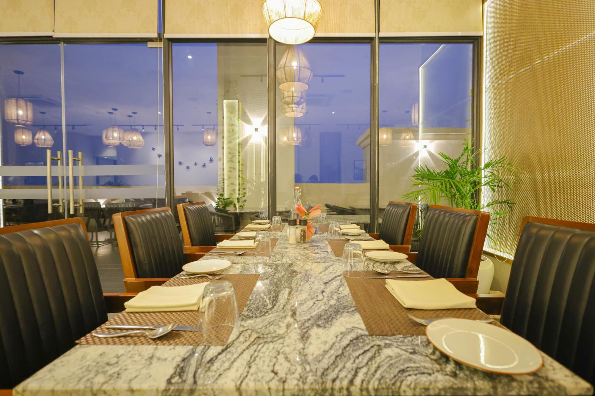 Rhythm Gurugram Hotel & Suites, Sohna Road Gurgáon Exteriér fotografie
