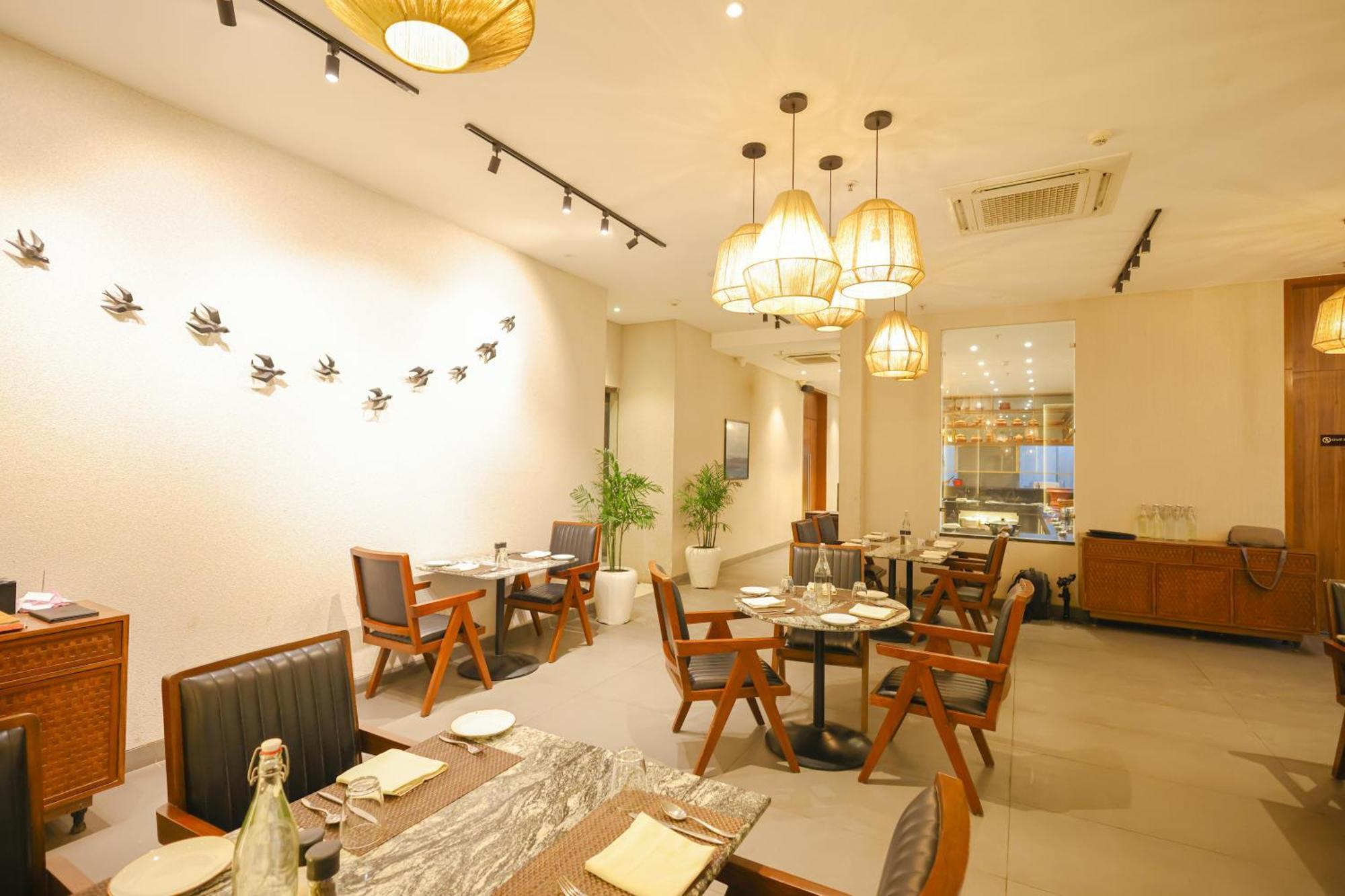 Rhythm Gurugram Hotel & Suites, Sohna Road Gurgáon Exteriér fotografie
